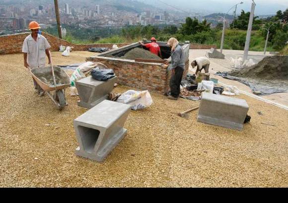 Juan Antonio S&#225;nchez - La inversi&#243;n en la obra fue de 8.900 millones de pesos. Los efectivos del CAI seguir&#225;n prestando apoyo para que la gente acuda a este espacio en el que confluye la naturaleza en medio de la ciudad.