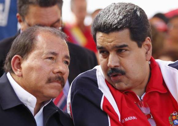 reuters - Altos funcionarios de 22 gobiernos, incluyendo a cercanos aliados como el boliviano Evo Morales, el nicaragüense Daniel Ortega y el uruguayo José Mujica, viajaron a Caracas para homenajear a Chávez.