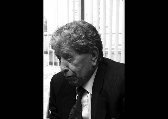 Evelio Ram&#237;rez Mart&#237;nez - Ingeniero - &quot;Fui columnista de EL COLOMBIANO varios a&#241;os. Manej&#225;bamos el grupo Tema libre de Alberto Vel&#225;squez, era realmente un diario de todos y para todos. Tengo muy gratos recuerdos. Creo que es un diario que se confunde con Antioquia. Cada persona que piensa en Antioquia, que ha le&#237;do prensa, lo recuerda&quot;.