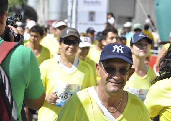 Esteban Jaramillo y Sebastián Salazar - Más de 10 mil competidores se dieron cita en esta histórica cita deportiva que se corría en las modalidades de 5, 10, 21 y 42 kilómetros