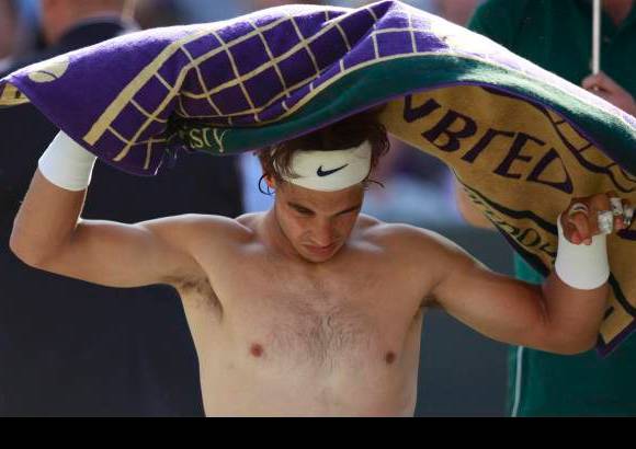 Reuters - Nadal sufri&#243; un agudo dolor en el tal&#243;n del pie izquierdo durante su partido de octavos de final contra el argentino Juan Mart&#237;n Del Potro, que lo llev&#243; a pensar incluso en la retirada.