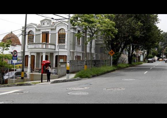 Jaime Pérez - Prado aún conserva la zona verde con una variedad de árboles y plantas de flores.
