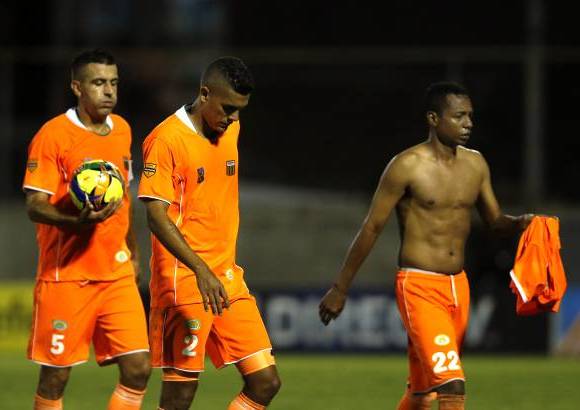 Juan Antonio S&#225;nchez - Frustraci&#243;n para el Envigado que mereci&#243; mejor suerte. Se qued&#243; con 19 puntos y est&#225; pr&#225;ctimente eliminado.