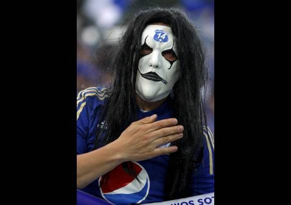 Colprensa - Millonarios alcanz&#243; la estrella 14 al superar en la gran final de la Liga Postob&#243;n II-2012 al Independiente Medell&#237;n. Dram&#225;tica definici&#243;n desde los penaltis despu&#233;s de empatar 0-0 en la ida y 1-1 este domingo.
