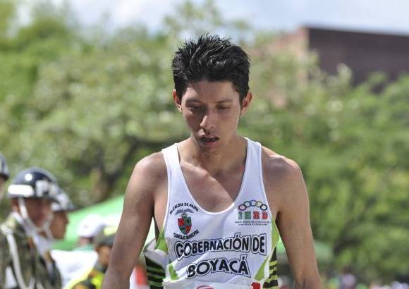 Esteban Jaramillo y Sebasti&#225;n Salazar - M&#225;s de 10 mil competidores se dieron cita en esta hist&#243;rica cita deportiva que se corr&#237;a en las modalidades de 5, 10, 21 y 42 kil&#243;metros.