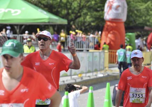 Esteban Jaramillo y Sebasti&#225;n Salazar - M&#225;s de 10 mil competidores se dieron cita en esta hist&#243;rica cita deportiva que se corr&#237;a en las modalidades de 5, 10, 21 y 42 kil&#243;metros.