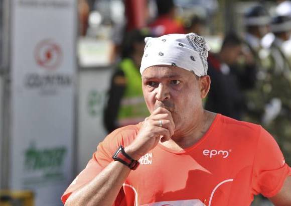 Esteban Jaramillo y Sebasti&#225;n Salazar - M&#225;s de 10 mil competidores se dieron cita en esta hist&#243;rica cita deportiva que se corr&#237;a en las modalidades de 5, 10, 21 y 42 kil&#243;metros.