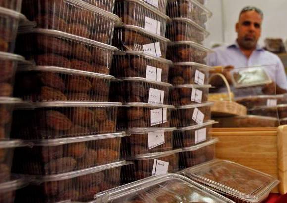 Reuters - El ayuno en el Medio Oriente es particularmente penoso este año debido a los largos días en un verano abrasador. En algunos lugares, como Gaza, las dificultades se complican por apagones frecuentes.