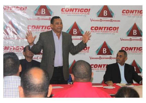 Cortes&#237;a - Yoel Candelario Acosta es candidato por el movimiento Vanguardia Bicentenaria, que apoya la Revoluci&#243;n Bolivariana.