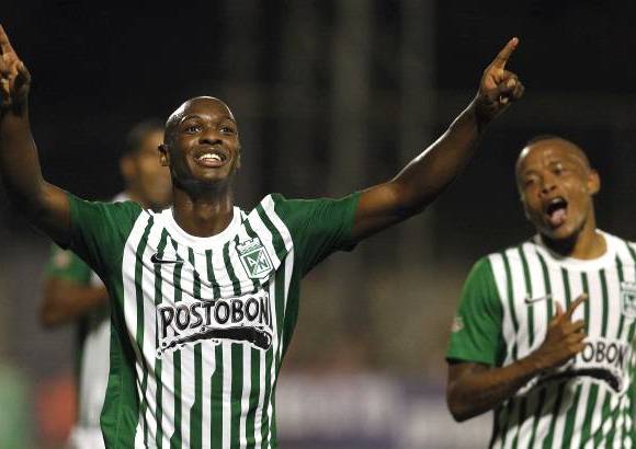 FOTOS JAIME PÉREZ - John Valoy se encargó de finalizar la jugada con zurdazo imparable para el portero de las águilas doradas.