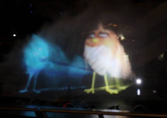 R&#243;binson S&#225;enz - El cuento de G&#243;tica y Copet&#243;n, desde 2011, anima la fuente cibern&#233;tica de EPM.