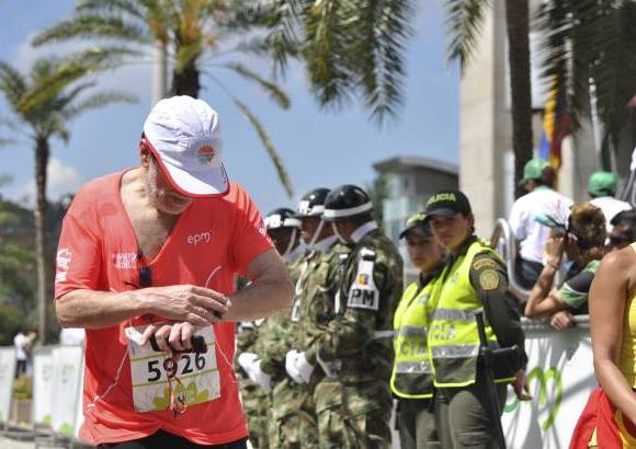 Esteban Jaramillo y Sebasti&#225;n Salazar - M&#225;s de 10 mil competidores se dieron cita en esta hist&#243;rica cita deportiva que se corr&#237;a en las modalidades de 5, 10, 21 y 42 kil&#243;metros.