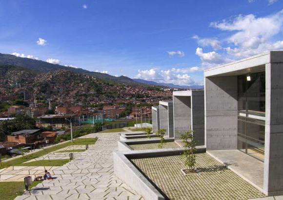 CORTESÍA - Estas ciudades fueron sometidas de nuevo a una votación en internet. Tres resultaron finalistas a la ciudad más innovadora: Tel Aviv, Nueva York y Medellín.