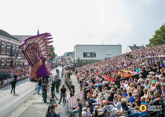 Jesse van Kalmthout, Omroep Brabant - Desfile de los gigantes de flores en Zundert, Holanda. La gran parada se realiz&#243; el primer domingo de septiembre como es tradici&#243;n hace 73 a&#241;os en dicha ciudad.