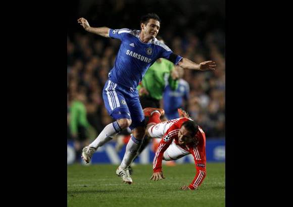 Reuters - Los goles fueron suficiente para que el Chelsea pasara a semifinales de la Liga de Campeones de Europa.