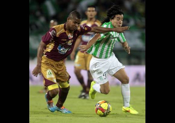 Manuel Saldarriaga - Nacional y Tolima empataron 2-2 en el Atanasio Girardot y dejaron la serie en vilo para el partido de vuelta.