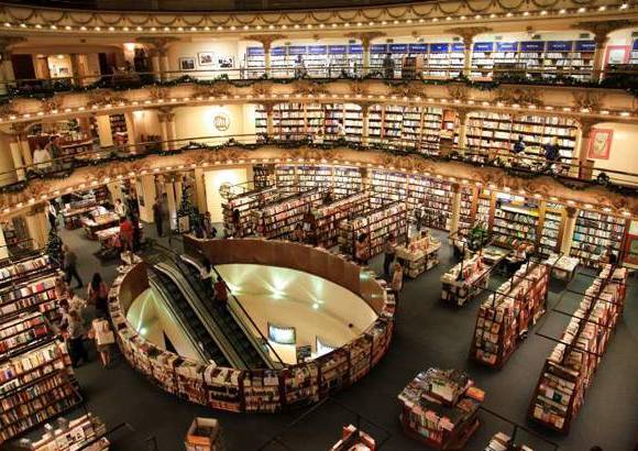 Diego Gonz&#225;lez - El Ateneo Grand Splendid est&#225; ubicada en un antiguo teatro en las calle Santa F&#233;.