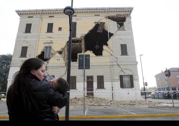 Reuters - El terremoto más intenso registrado en Italia recientemente fue el que sacudió la ciudad de L'Aguila en el 2009, donde murieron 300 personas.
