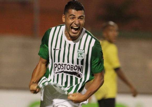 FOTOS HERN&#193;N VANEGAS - El goleador J&#233;fferson Duque hizo la suya. Recibi&#243; el bal&#243;n fuera del &#225;rea, lo cubri&#243; y con potencia venci&#243; otra vez al golero itag&#252;ise&#241;o.