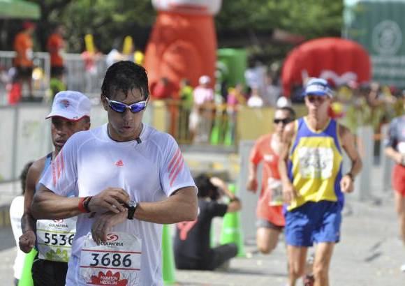 Esteban Jaramillo y Sebasti&#225;n Salazar - M&#225;s de 10 mil competidores se dieron cita en esta hist&#243;rica cita deportiva que se corr&#237;a en las modalidades de 5, 10, 21 y 42 kil&#243;metros.