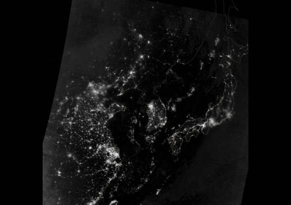 Nasa - Foto: La pen&#237;nsula coreana y parte de Jap&#243;n. Suomi NPP fue lanzado en octubre de 2011 con la intenci&#243;n de mejorar las predicciones meteorol&#243;gicas a corto plazo e incrementar el entendimiento del cambio clim&#225;tico.