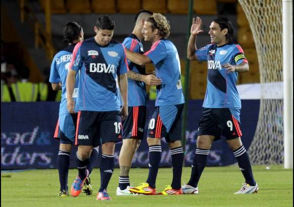 Mauricio Alvarado-Colprensa - El brasile&#241;o Dunga, t&#233;cnico del equipo Amigos de Messi, aline&#243; a Jos&#233; Pinto, Andr&#233; Santos, Diego God&#237;n, Diego Lugano, Javier Mascherano, Walter Gargano, Diego, Robinho, Ezequiel Lavezzi, Lionel Messi y Daniel Osvaldo.