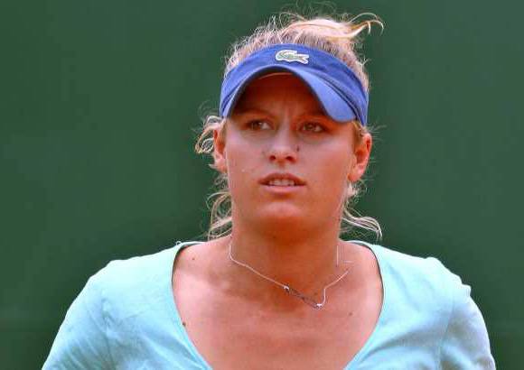 FOTOS Juan Antonio Sánchez y Seguros Bolívar. - Monique Adamczak de Australia.