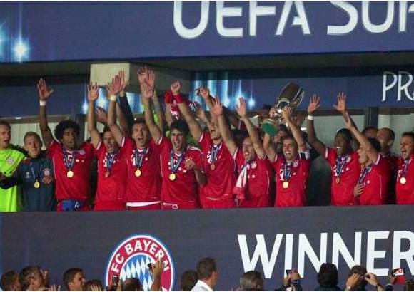 AP - La Supercopa de Europea llegó por definición en los penaltis ante el Chelsea de José Mourinho, se convertiría en el primer título de Pep Guardiola con el conjunto bávaro.