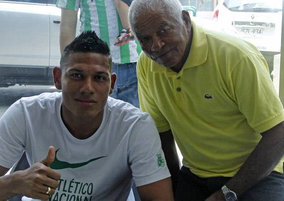 Julio C&#233;sar Herrera - Uno de los m&#225;s visitados fue Alex&#225;nder Mej&#237;a, quien juega de local, pues aqu&#237; vive la mayoria de sus parientes.