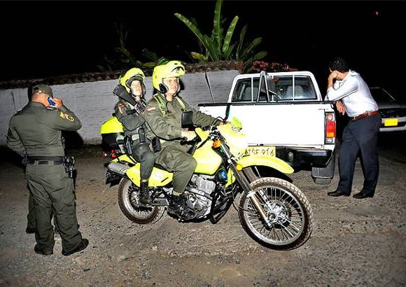 Aymer Álvarez-El País (Colprensa) - Ocho personas fueron asesinadas la noche del pasado viernes en una casa campestre del sector de La María, sur de Cali.