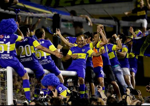 AP - Boca disfruta este t&#237;tulo por partida doble cuando su visceral enemigo River Plate, el m&#225;ximo campe&#243;n con 33 consagraciones, est&#225; por primera vez en su historia en la segunda divisi&#243;n.