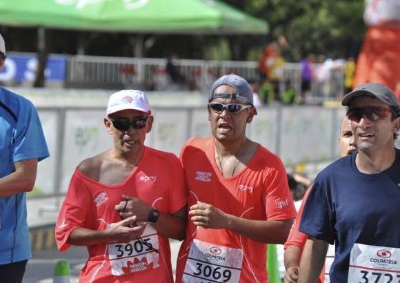 Esteban Jaramillo y Sebasti&#225;n Salazar - M&#225;s de 10 mil competidores se dieron cita en esta hist&#243;rica cita deportiva que se corr&#237;a en las modalidades de 5, 10, 21 y 42 kil&#243;metros.