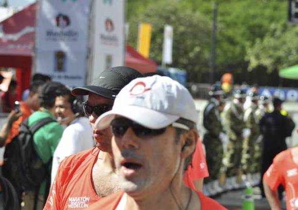 Esteban Jaramillo y Sebasti&#225;n Salazar - M&#225;s de 10 mil competidores se dieron cita en esta hist&#243;rica cita deportiva que se corr&#237;a en las modalidades de 5, 10, 21 y 42 kil&#243;metros.