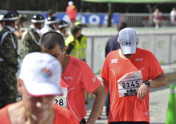 Esteban Jaramillo y Sebasti&#225;n Salazar - M&#225;s de 10 mil competidores se dieron cita en esta hist&#243;rica cita deportiva que se corr&#237;a en las modalidades de 5, 10, 21 y 42 kil&#243;metros.