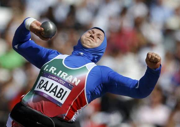 Reuters - La indumentaria deportiva de las competidoras de Ir&#225;n y Arabia Saudita han llamado la atenci&#243;n por su particularidad.