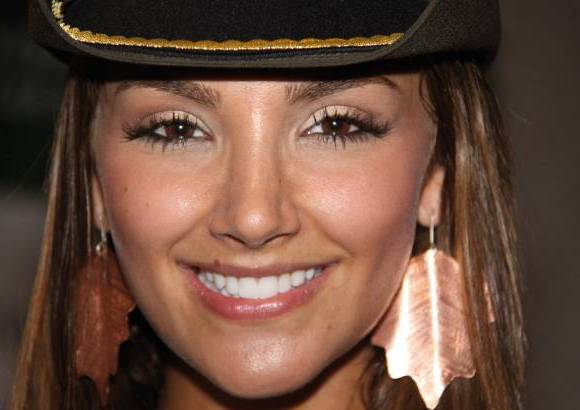 Colprensa - La nueva Reina de la Polic&#237;a est&#225; dentro del grupo de las favoritas para coronarse como nueva soberana de la belleza en Colombia. Su simpat&#237;a y su belleza han cautivado las miradas de los asistentes al Concurso.