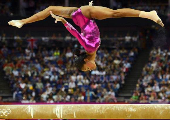 Reuters - Gabrielle Douglas fue una de las figuras estadounidenses de la gimnasia art&#237;stica de los Juegos Ol&#237;mpicos.