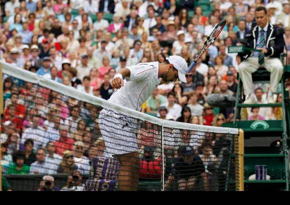 AP - A partir del cuarto set, el número dos del mundo, Roger Federer, tomó el control absoluto de las acciones.