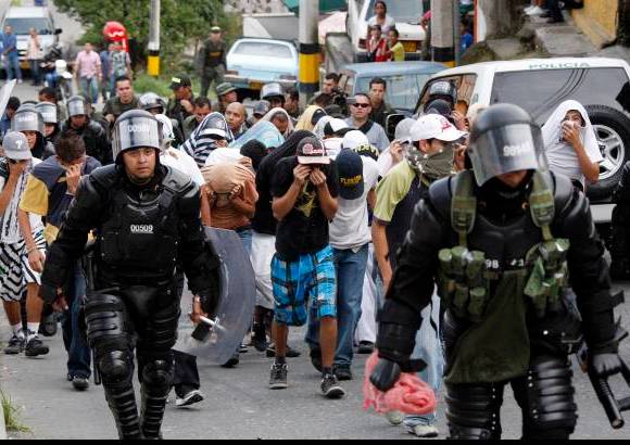 Jaime Pérez - Las autoridades realizaron operativos en la zona, en la que se capturó a varios hombres para su investigación.