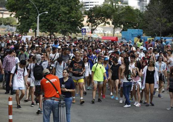 Manuel Saldarriaga - En la capital de Antioquia fueron cerca de 1000 personas las que recorrieron las calles de la ciudad.