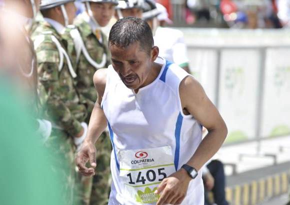 Esteban Jaramillo y Sebasti&#225;n Salazar - M&#225;s de 10 mil competidores se dieron cita en esta hist&#243;rica cita deportiva que se corr&#237;a en las modalidades de 5, 10, 21 y 42 kil&#243;metros.