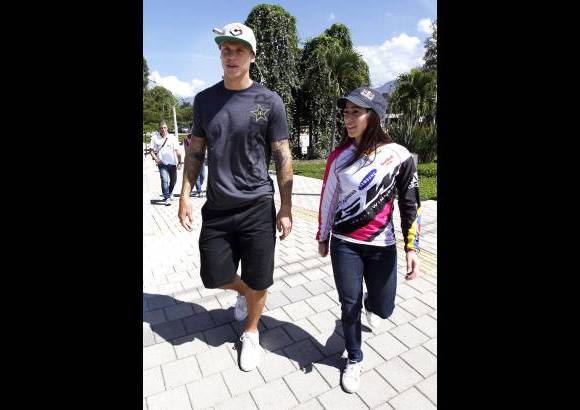 Manuel Saldarriaga - Maris Strombergs y Mariana Pajón, dos campeones olímpicos del BMX.