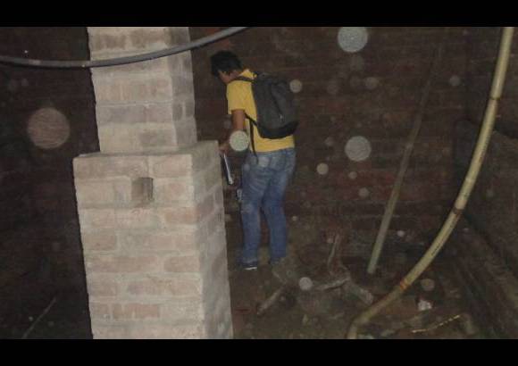 Cortes&#237;a John Alex&#225;nder G&#243;mez Usme - La estructura incluye tambi&#233;n lo que parecen ventanas, a pesar de haber sido construida la estructura bajo tierra.