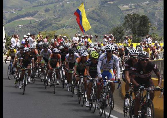 Colprensa - El Gato desplaz&#243; de la punta a Alejandro Ram&#237;rez, de Aguardiente Antioque&#241;o, quien entr&#243; noveno en la fracci&#243;n, a 42 segundos del ganador.