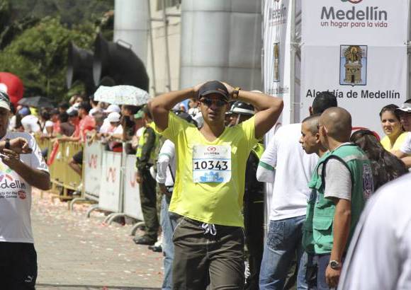 Esteban Jaramillo y Sebastián Salazar - Más de 10 mil competidores se dieron cita en esta histórica cita deportiva que se corría en las modalidades de 5, 10, 21 y 42 kilómetros.