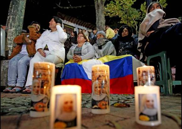 Julio C&#233;sar Herrera - En el acto tambi&#233;n se desvel&#243; un pend&#243;n que le rinde homenaje a la religiosa.