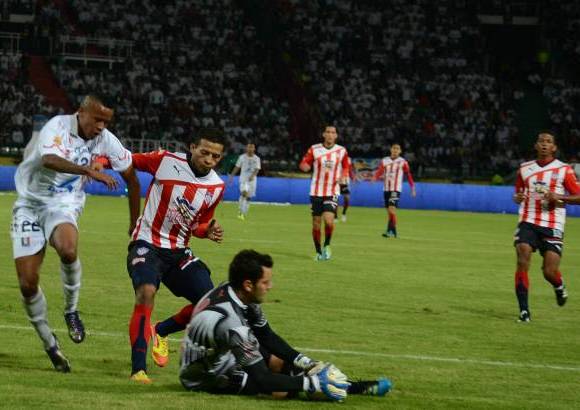 Colprensa - El delantero paraguayo, Guillermo Beltr&#225;n, ingres&#243; a los 64 minutos y cinco despu&#233;s determin&#243; el 2-1 para el Once Caldas, que pudo haberlo consagrado como h&#233;roe de la final en el estadio de Palogrande.