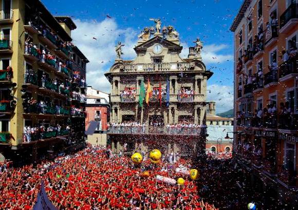 AP - Este miércoles se hizo oficial el lanzamiento del tradicional chupinazo.