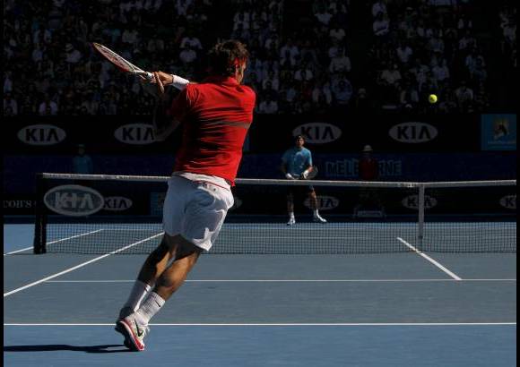 Reuters - Federer mejor&#243; su marca sobre del Potro a 8-2. Una de sus dos derrotas sobrevino en la final del Abierto de Estados Unidos en 2009, cuando el argentino venci&#243; en cinco sets y cort&#243; la racha ganadora de Federer de 40 victorias consecutivas en Flushing Meadows.