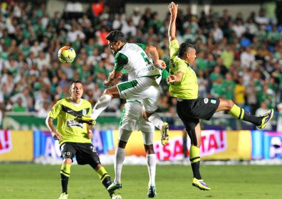 Juan Antonio S&#225;nchez - Deportivo Cali y Atl&#233;tico Nacional empataron 0-0 en los primeros 90 minutos de la final del f&#250;tbol profesional colombiano.